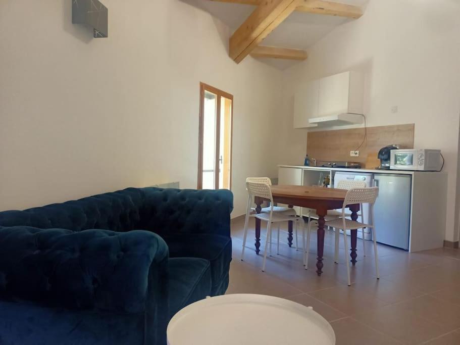 Le Clos Du Pin Thezan-les-Beziers Luaran gambar